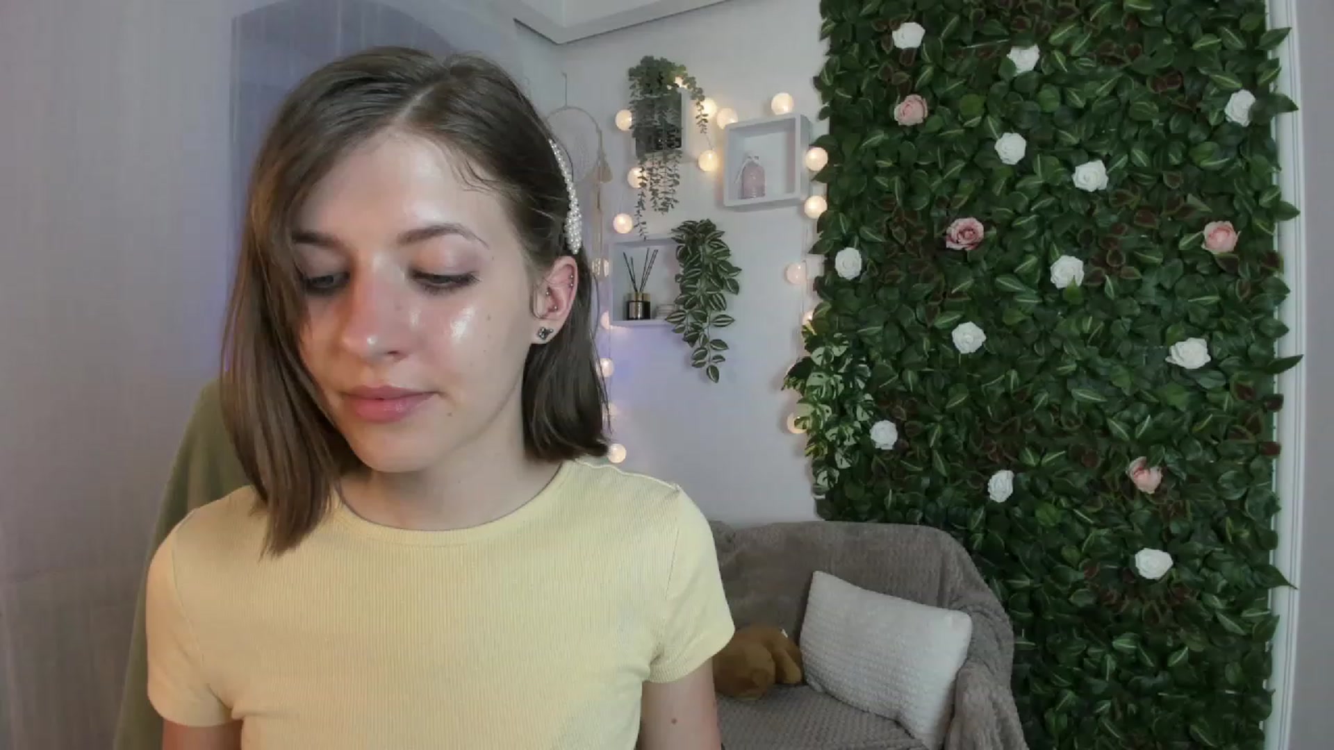 Gallery image thumbnail from Natalia_Nice's myfreecams stream on, 05/02/2023, 17:51 image 18 of 20