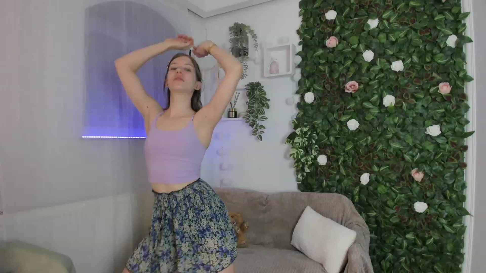 Gallery image thumbnail from Natalia_Nice's myfreecams stream on, 05/03/2023, 13:49 image 5 of 20