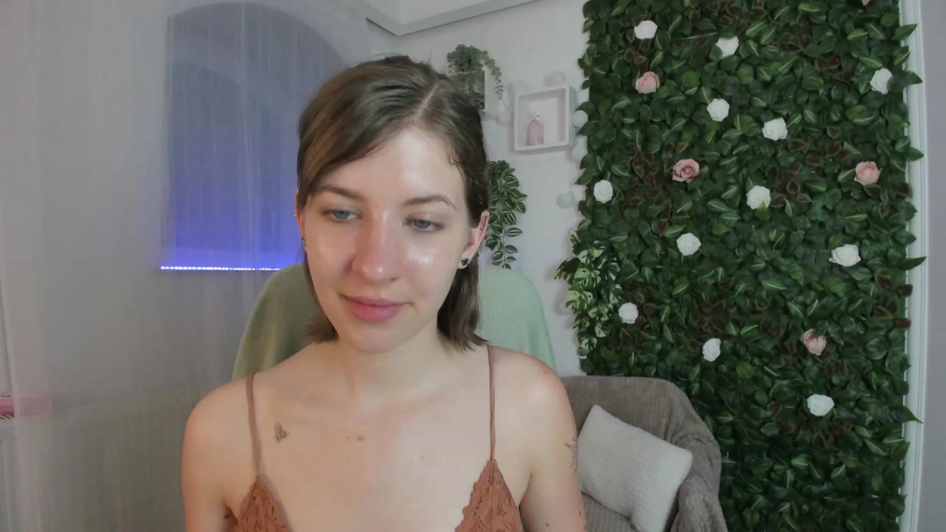 Gallery image thumbnail from Natalia_Nice's myfreecams stream on, 05/03/2023, 14:42 image 16 of 20