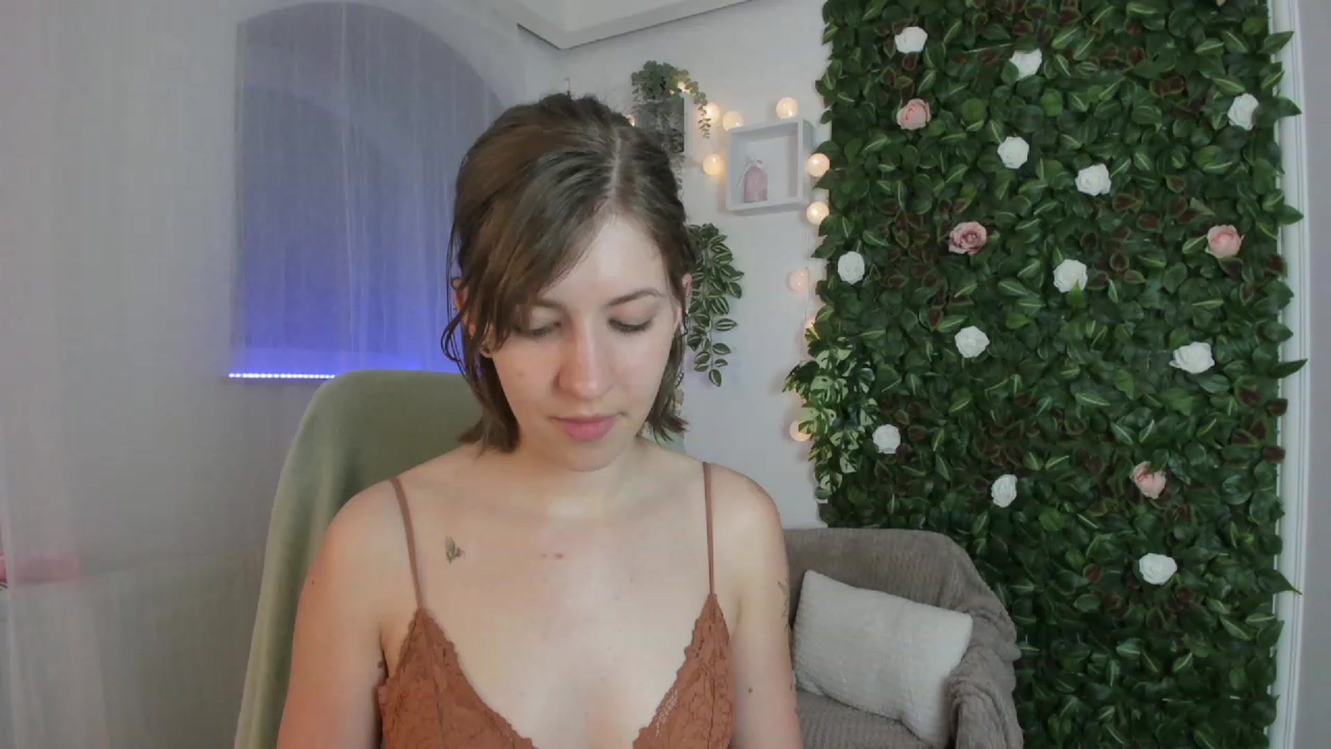 Gallery image thumbnail from Natalia_Nice's myfreecams stream on, 05/03/2023, 17:22 image 5 of 20