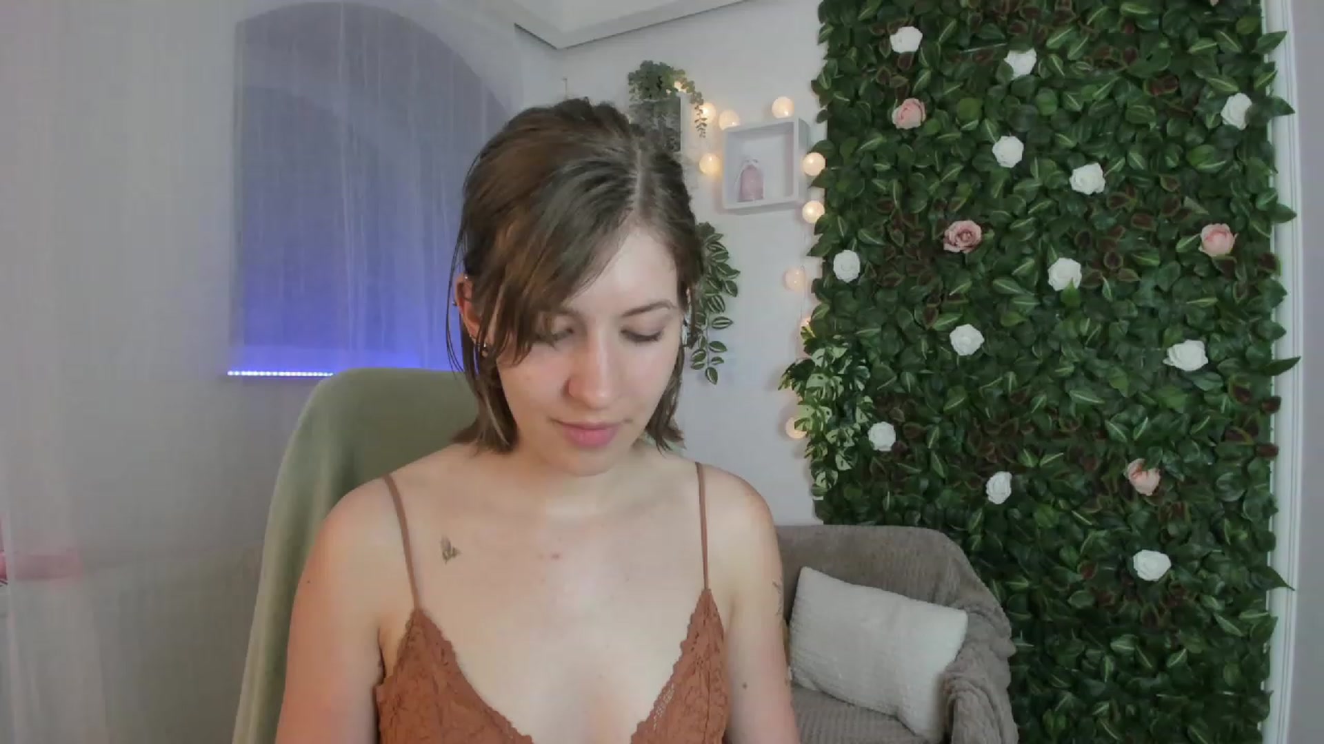 Gallery image thumbnail from Natalia_Nice's myfreecams stream on, 05/03/2023, 17:22 image 7 of 20