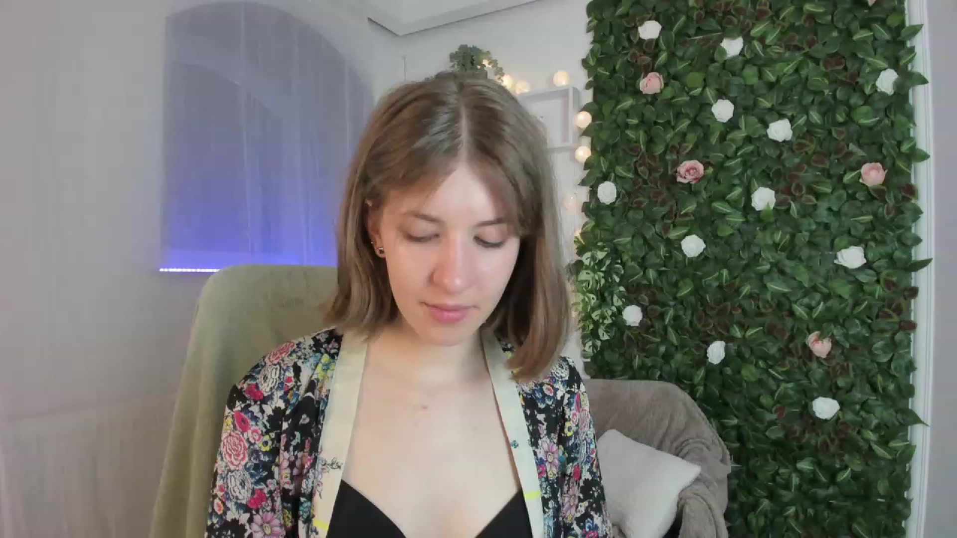 Gallery image thumbnail from Natalia_Nice's myfreecams stream on, 05/04/2023, 14:21 image 14 of 20