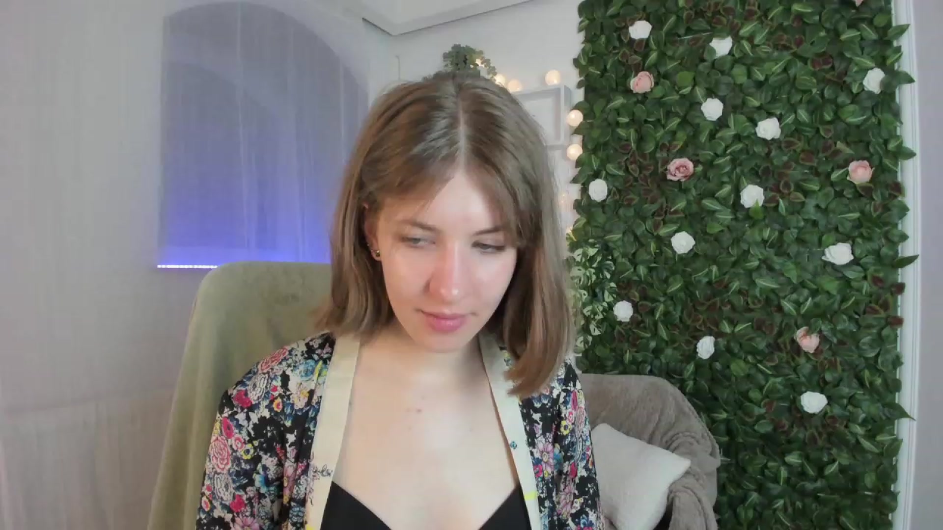 Gallery image thumbnail from Natalia_Nice's myfreecams stream on, 05/04/2023, 14:21 image 17 of 20
