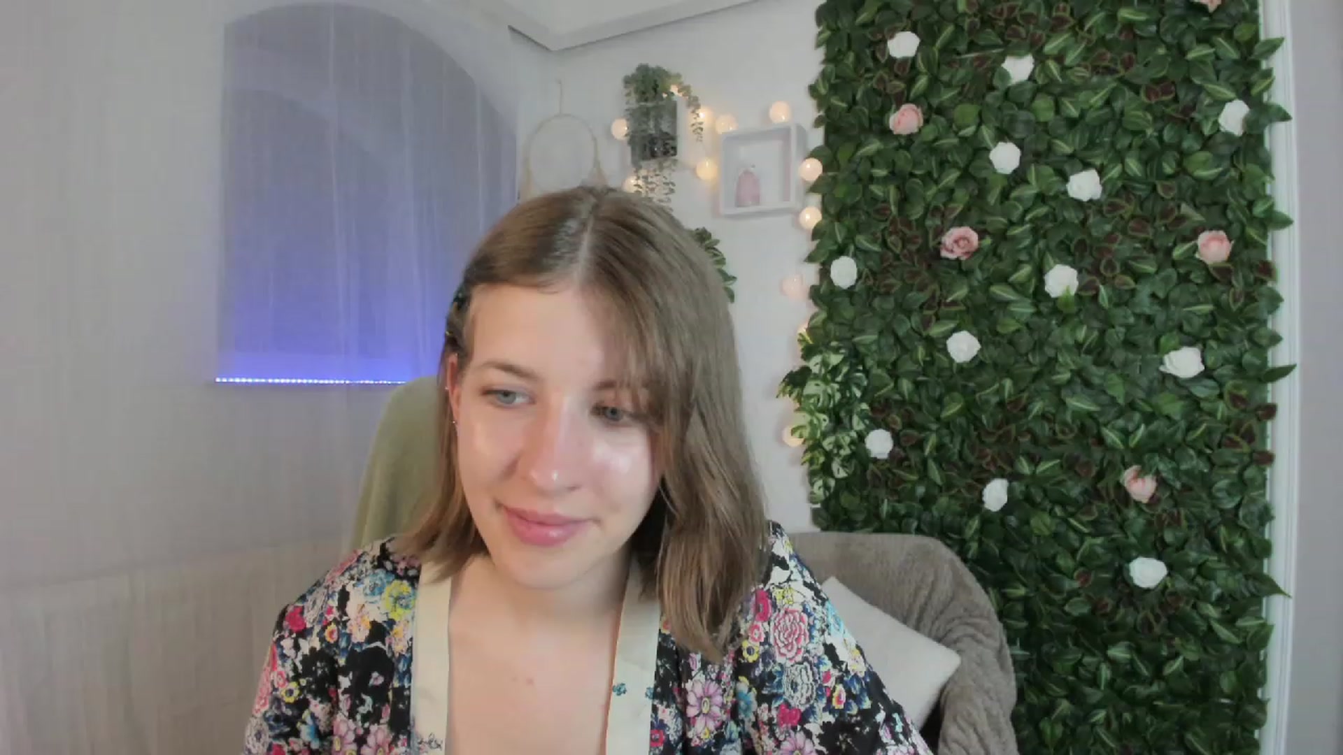 Gallery image thumbnail from Natalia_Nice's myfreecams stream on, 05/04/2023, 16:22 image 15 of 20