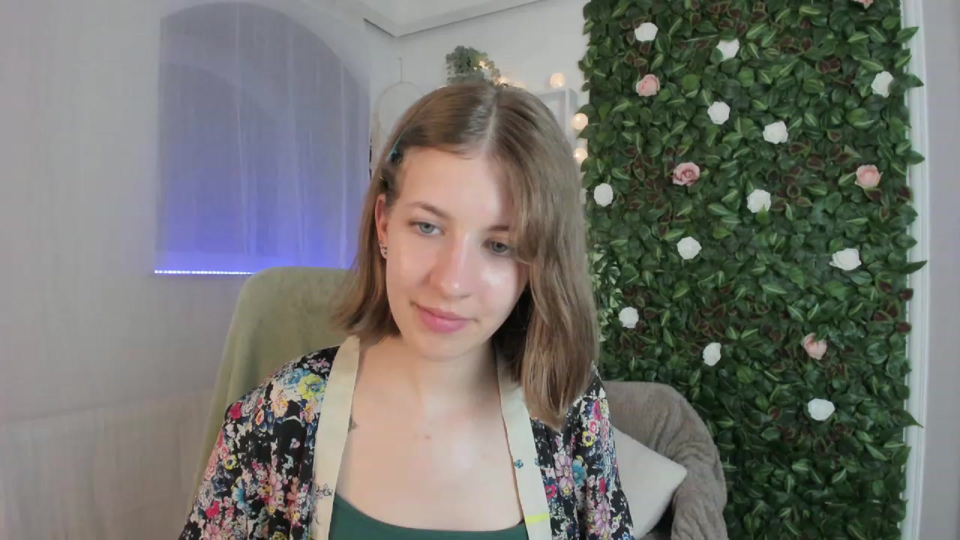 Gallery image thumbnail from Natalia_Nice's myfreecams stream on, 05/04/2023, 16:22 image 17 of 20