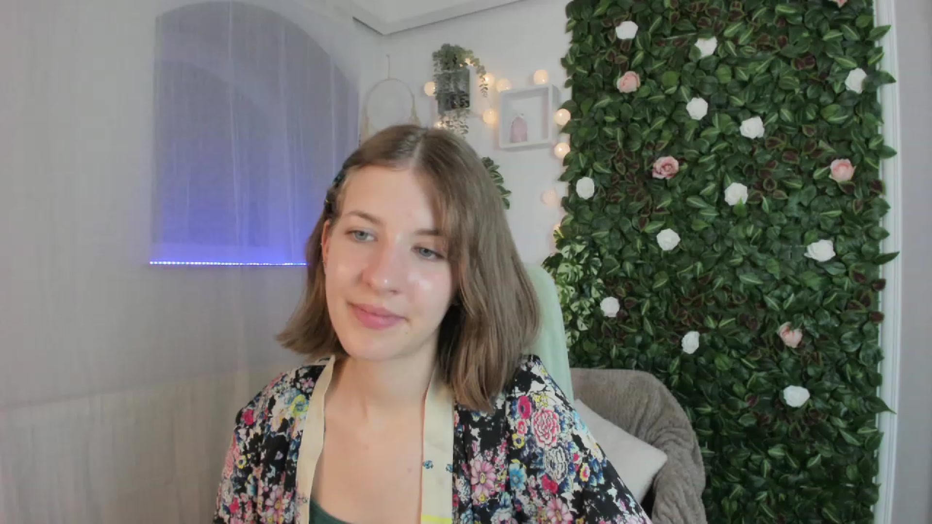 Gallery image thumbnail from Natalia_Nice's myfreecams stream on, 05/04/2023, 16:22 image 8 of 20