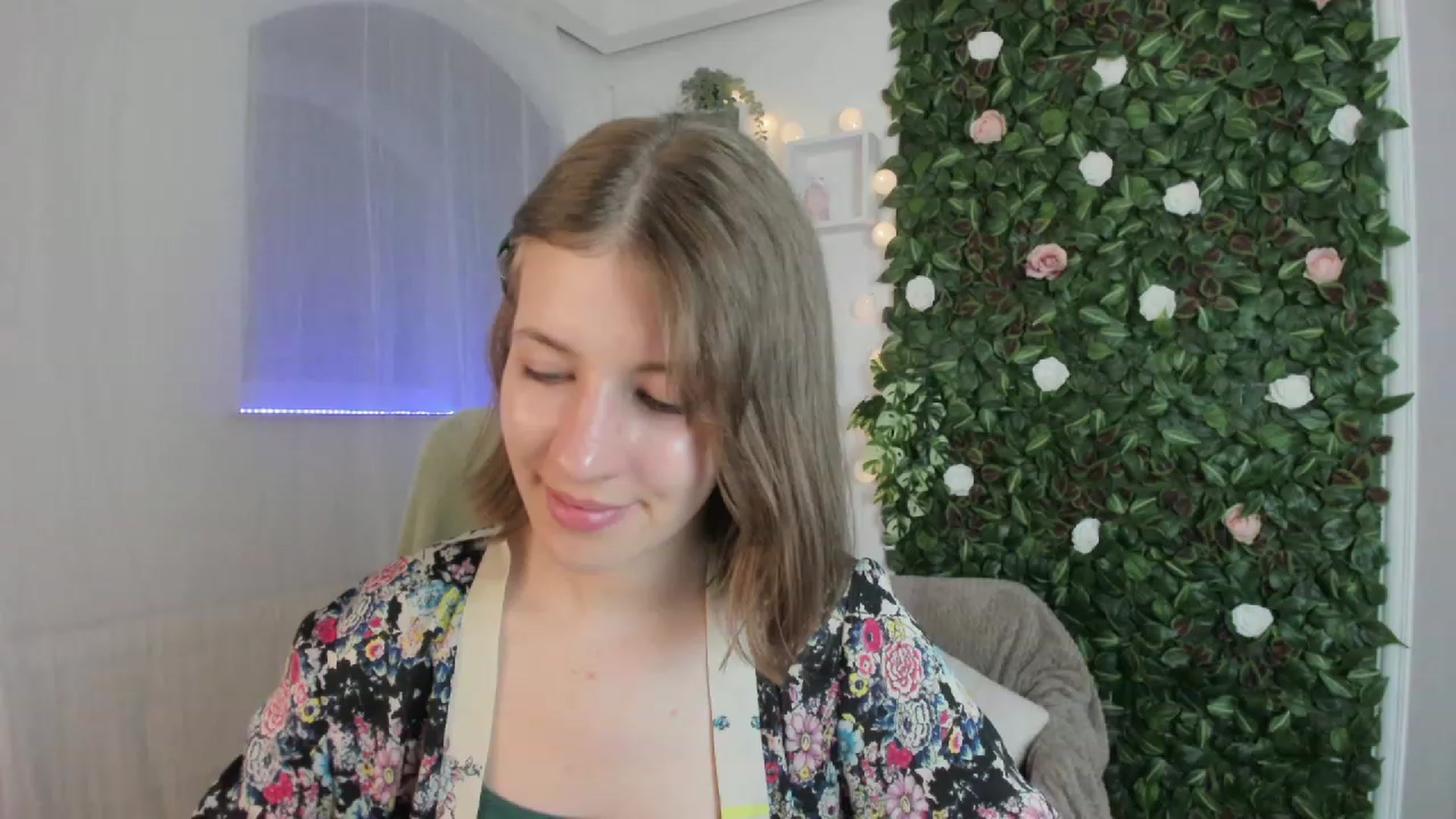 Gallery image thumbnail from Natalia_Nice's myfreecams stream on, 05/04/2023, 16:22 image 3 of 20