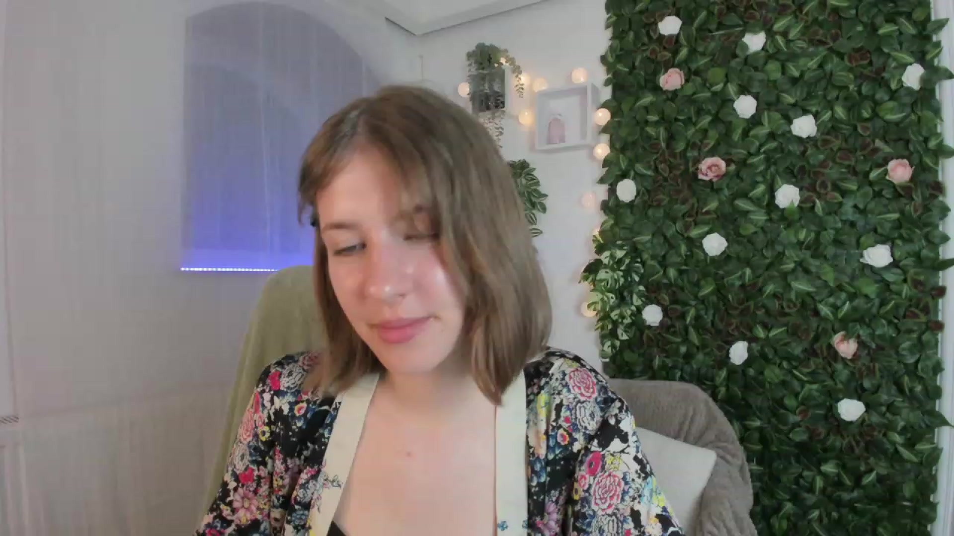 Gallery image thumbnail from Natalia_Nice's myfreecams stream on, 05/04/2023, 17:08 image 16 of 20