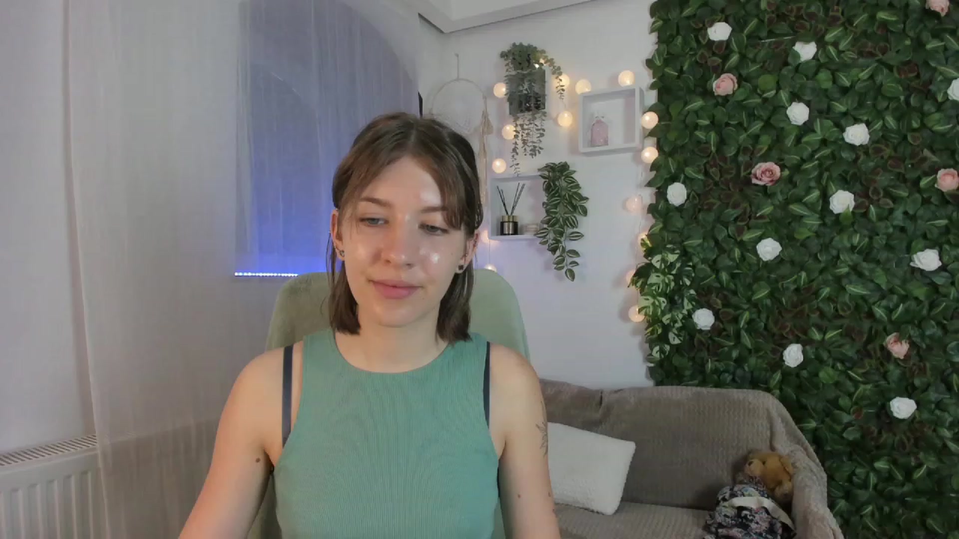 Gallery image thumbnail from Natalia_Nice's myfreecams stream on, 05/08/2023, 15:10 image 12 of 20