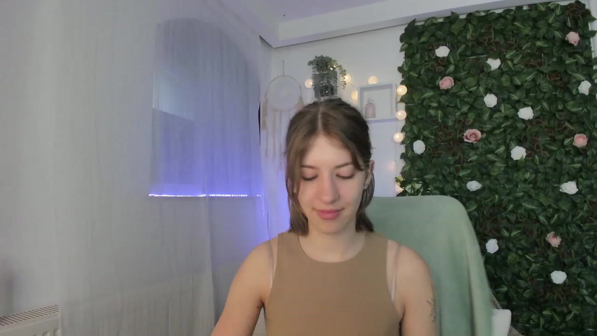 Gallery image thumbnail from Natalia_Nice's myfreecams stream on, 06/05/2023, 15:28 image 9 of 20