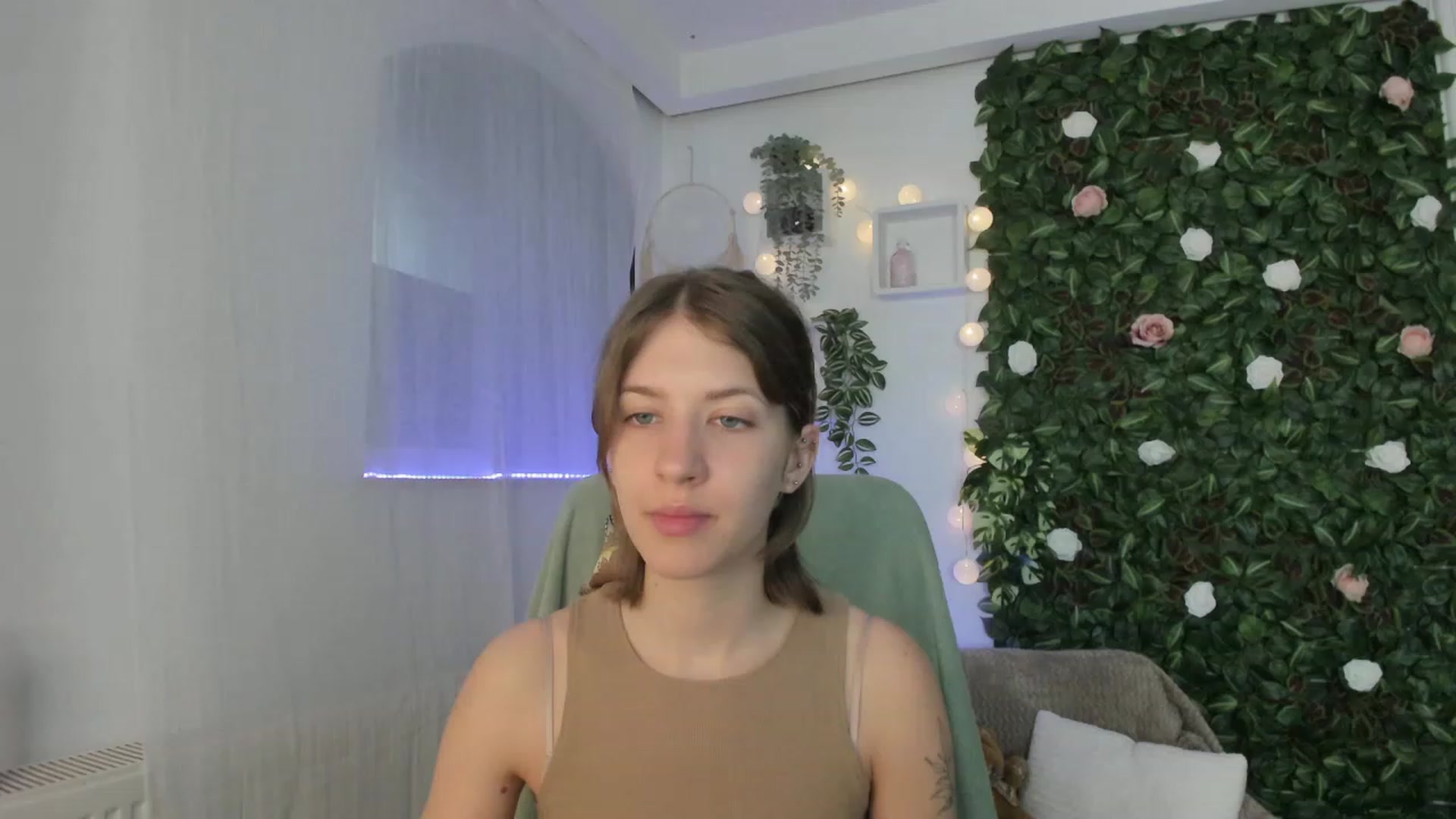 Gallery image thumbnail from Natalia_Nice's myfreecams stream on, 06/05/2023, 15:28 image 14 of 20