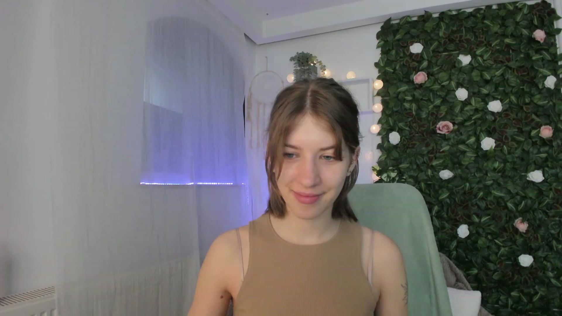 Gallery image thumbnail from Natalia_Nice's myfreecams stream on, 06/05/2023, 15:28 image 11 of 20