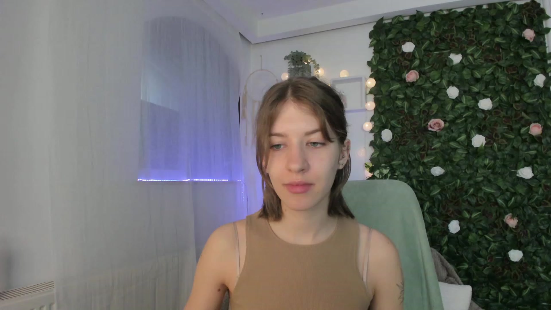 Gallery image thumbnail from Natalia_Nice's myfreecams stream on, 06/05/2023, 15:28 image 10 of 20