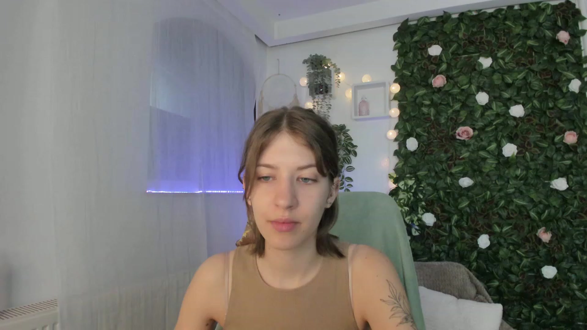 Gallery image thumbnail from Natalia_Nice's myfreecams stream on, 06/05/2023, 15:28 image 18 of 20