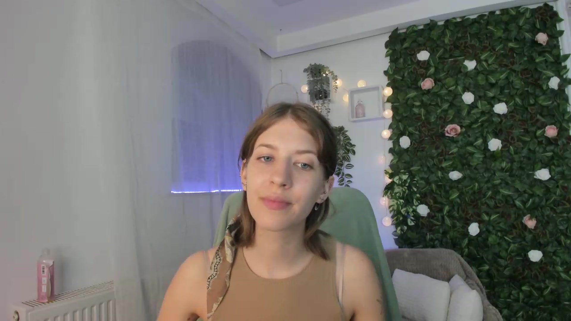 Gallery image thumbnail from Natalia_Nice's myfreecams stream on, 06/05/2023, 17:41 image 13 of 20