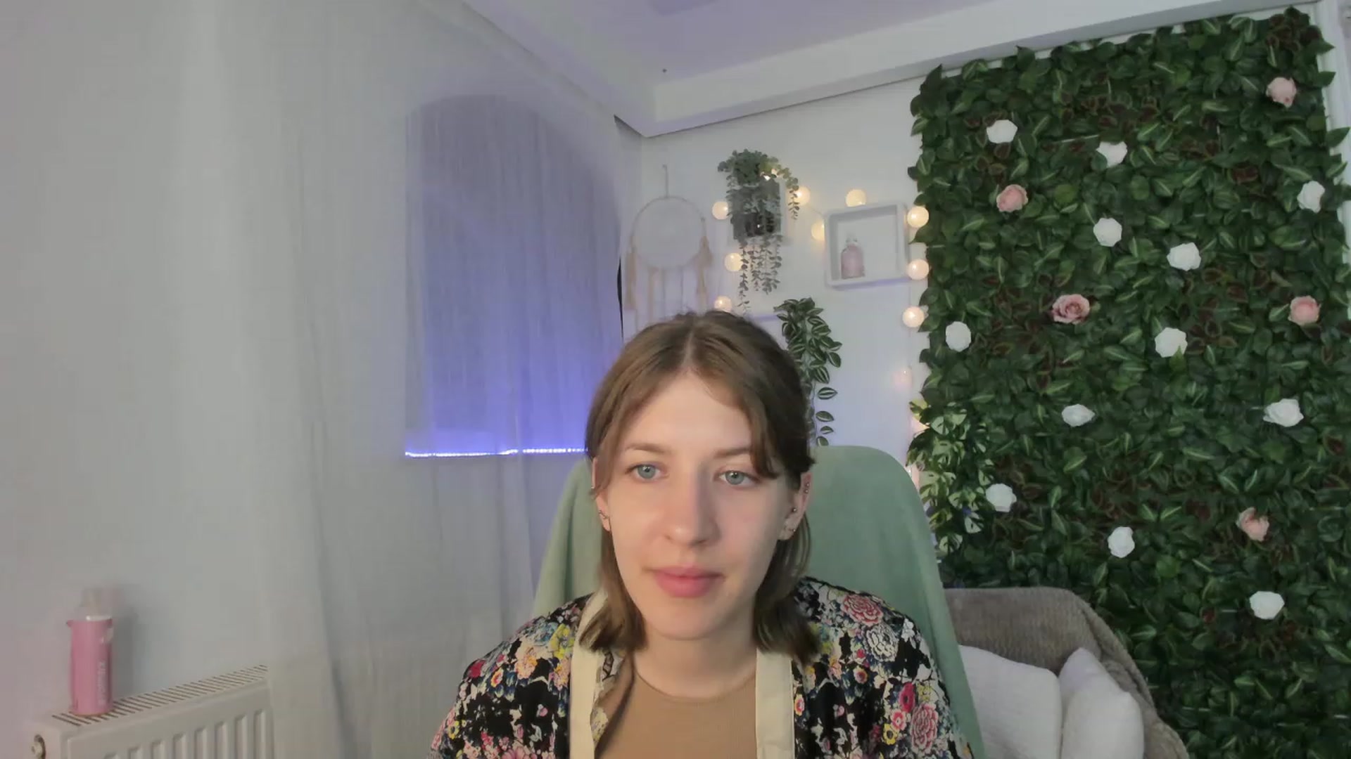 Gallery image thumbnail from Natalia_Nice's myfreecams stream on, 06/05/2023, 19:02 image 19 of 20