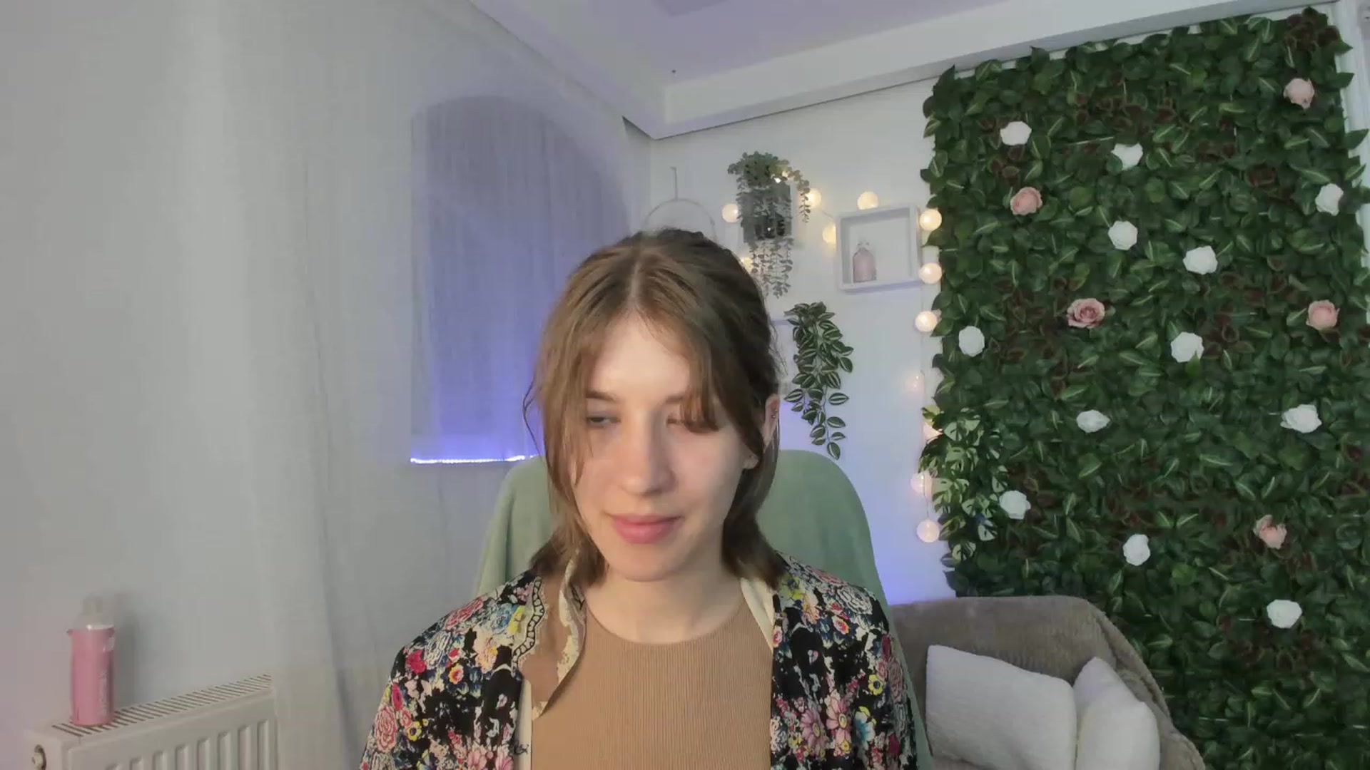 Gallery image thumbnail from Natalia_Nice's myfreecams stream on, 06/05/2023, 19:02 image 9 of 20