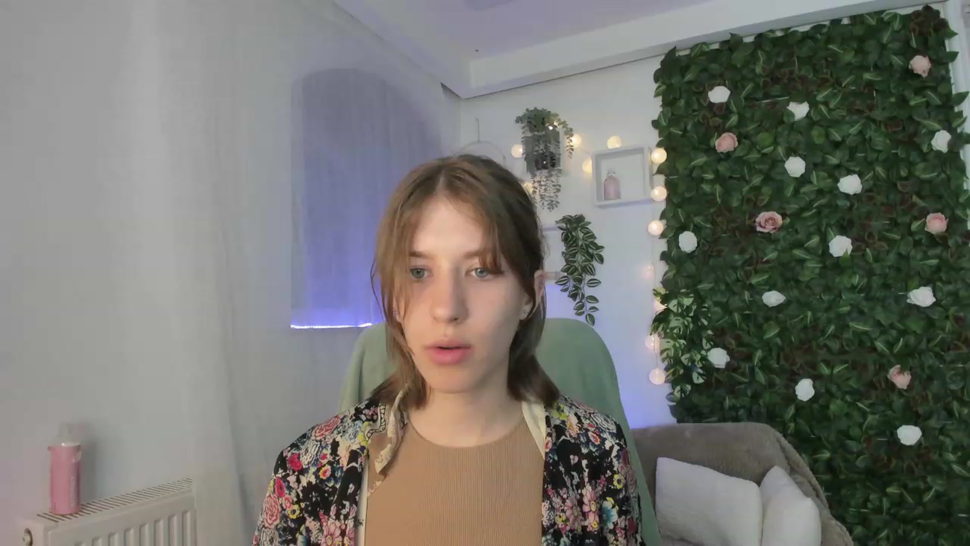 Gallery image thumbnail from Natalia_Nice's myfreecams stream on, 06/05/2023, 19:02 image 6 of 20