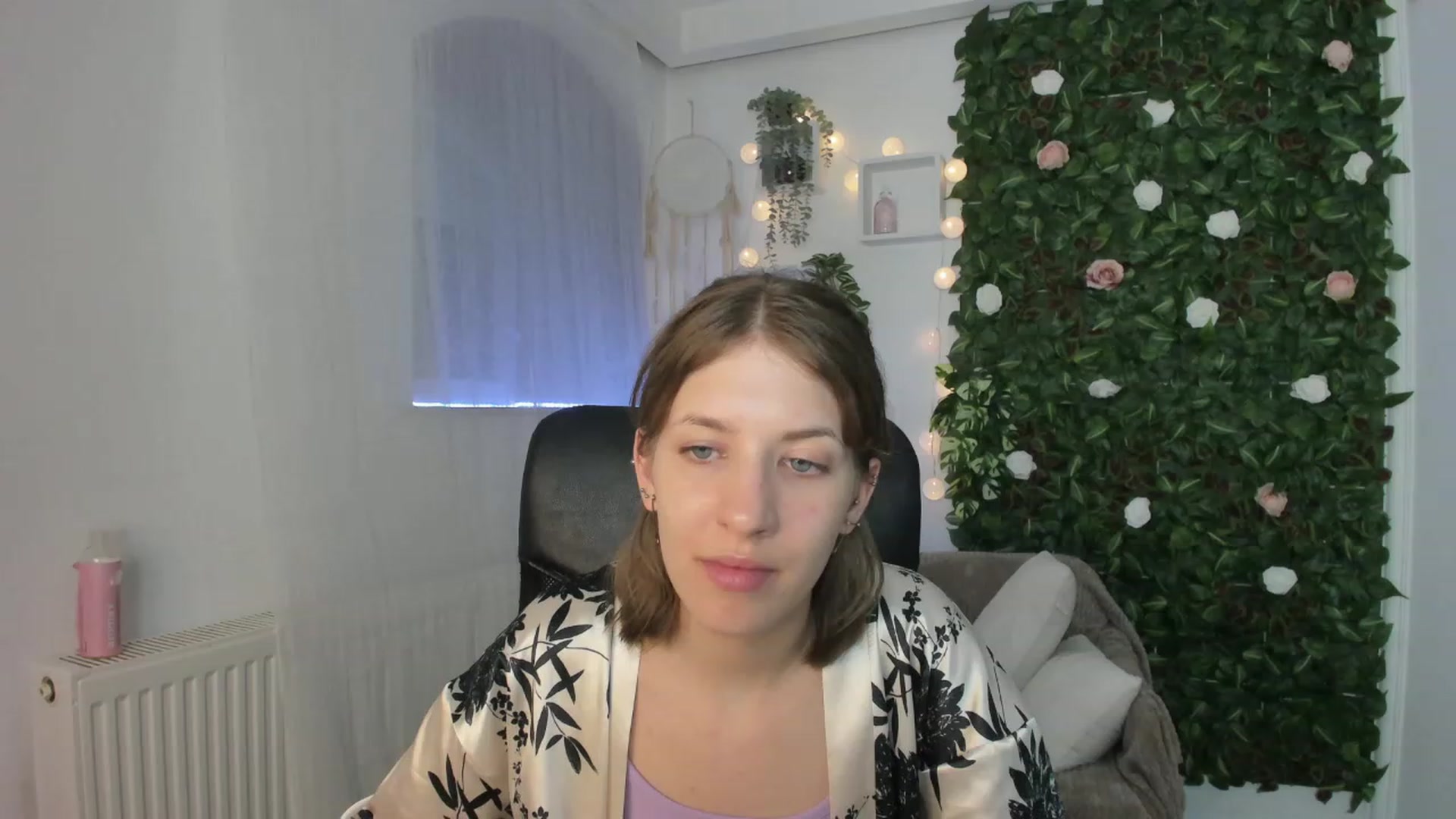 Gallery image thumbnail from Natalia_Nice's myfreecams stream on, 06/06/2023, 16:37 image 7 of 20