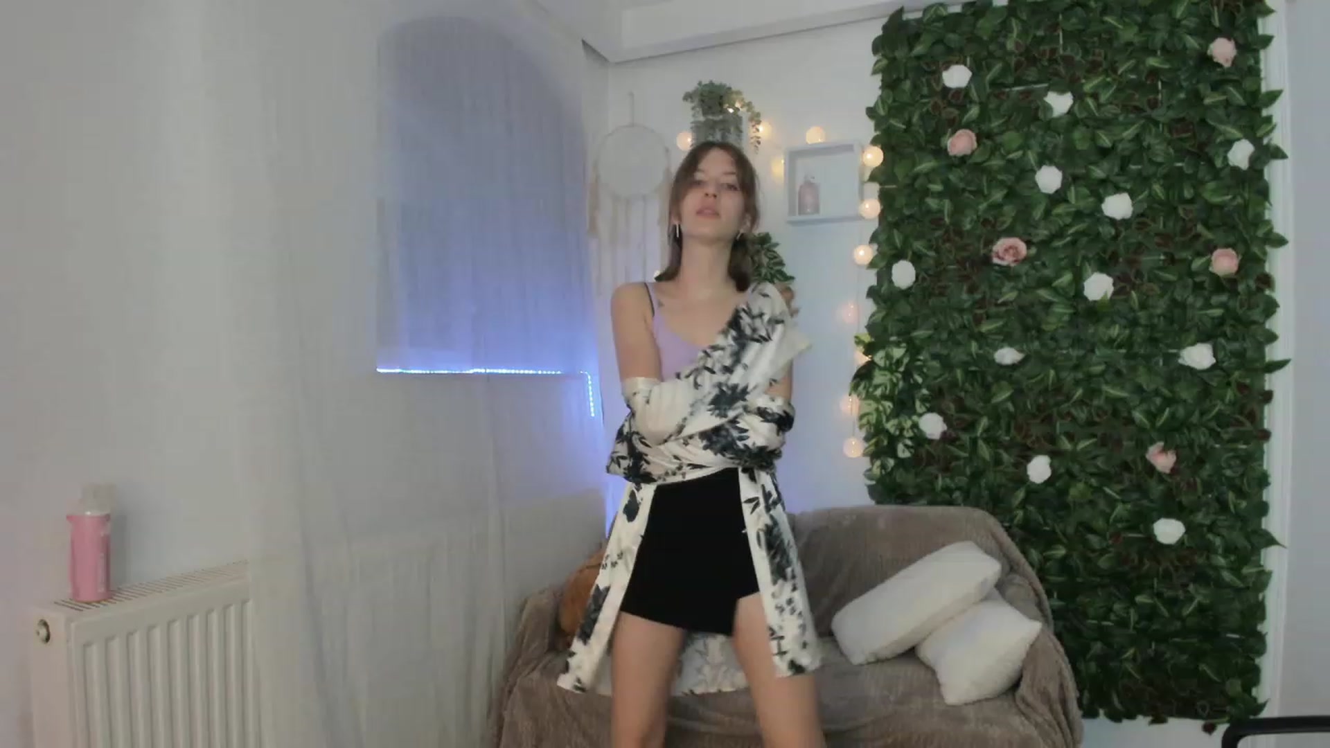 Gallery image thumbnail from Natalia_Nice's myfreecams stream on, 06/06/2023, 17:32 image 3 of 20