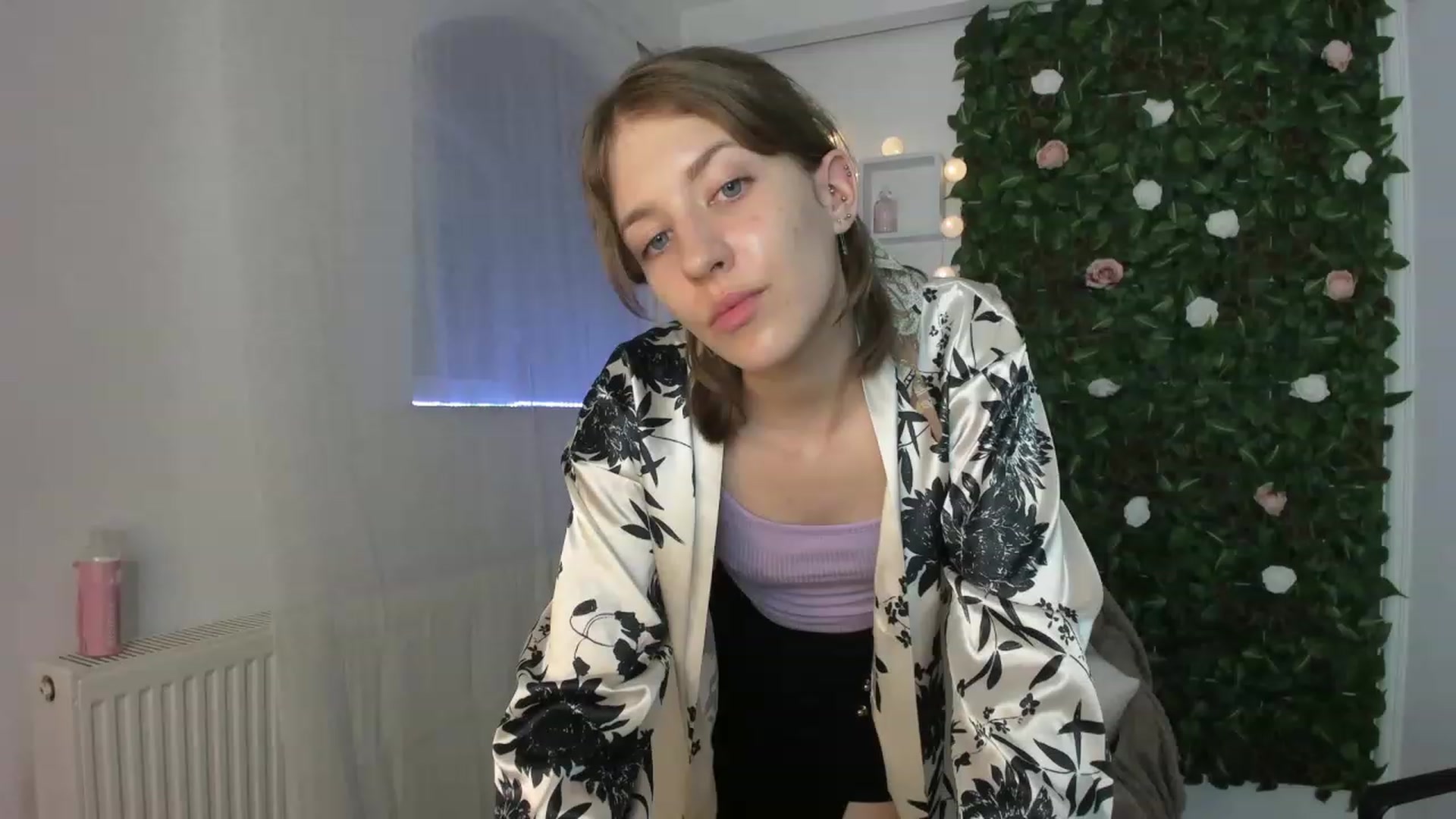 Gallery image thumbnail from Natalia_Nice's myfreecams stream on, 06/06/2023, 17:32 image 19 of 20