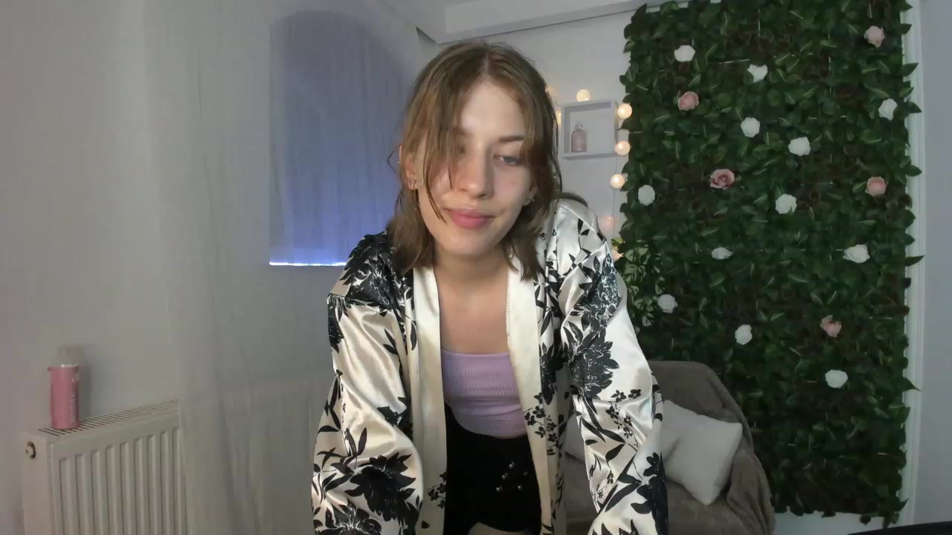 Gallery image thumbnail from Natalia_Nice's myfreecams stream on, 06/06/2023, 18:09 image 11 of 20