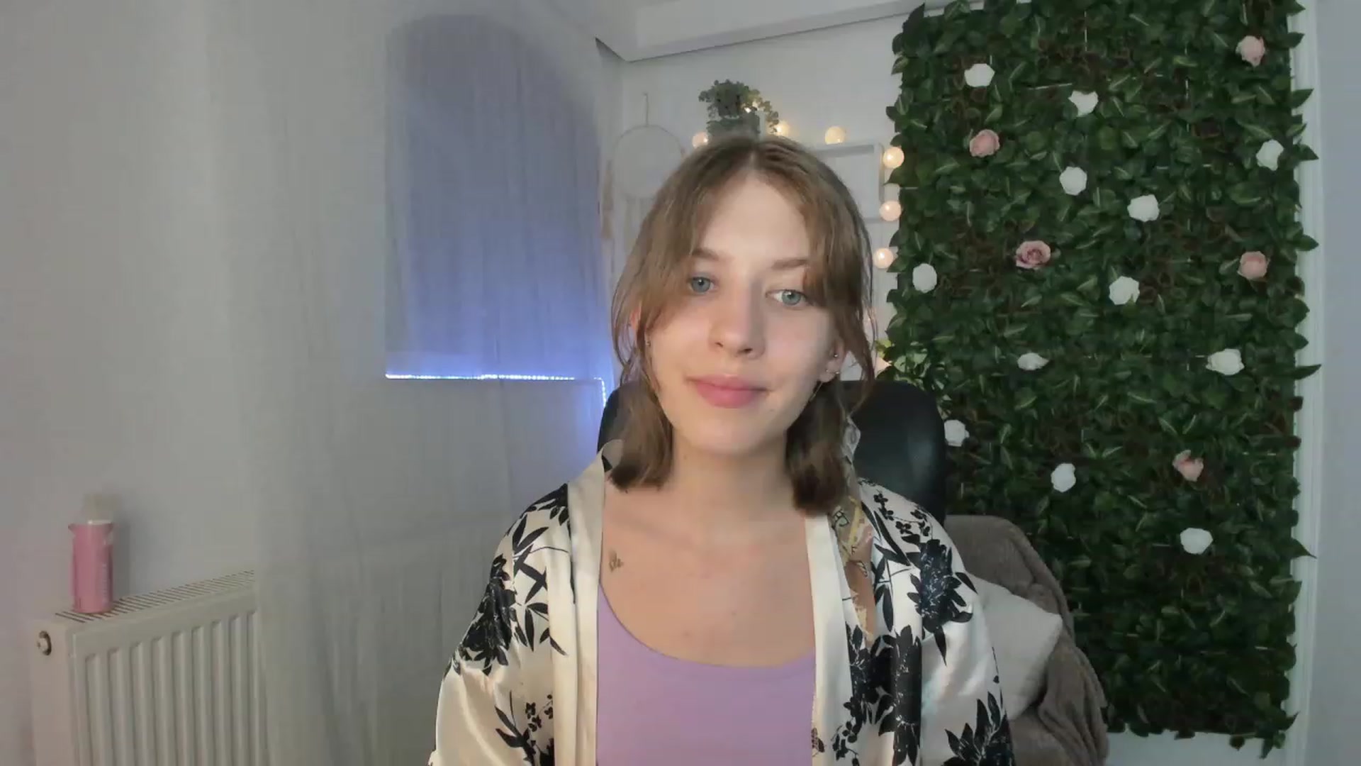 Gallery image thumbnail from Natalia_Nice's myfreecams stream on, 06/06/2023, 18:30 image 4 of 20