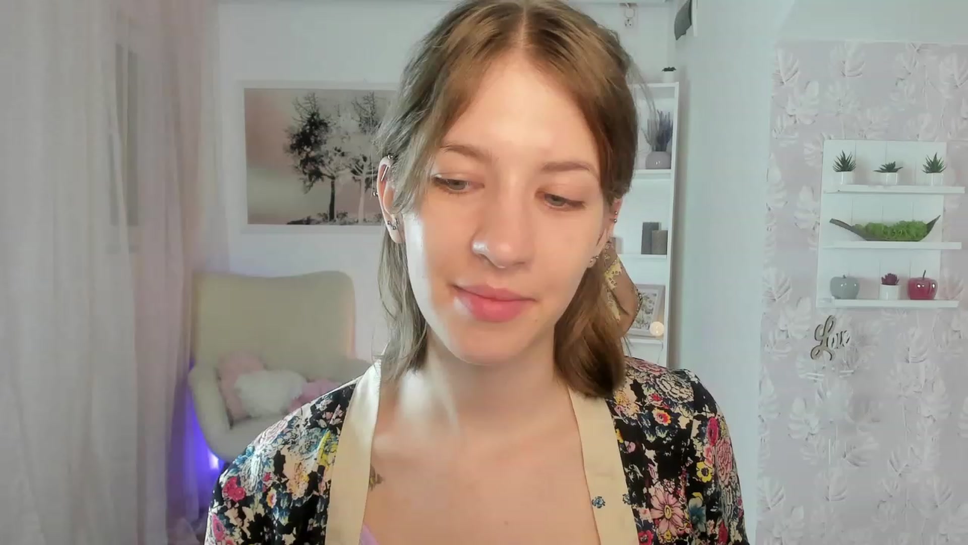 Gallery image thumbnail from Natalia_Nice's myfreecams stream on, 06/14/2023, 09:37 image 5 of 20
