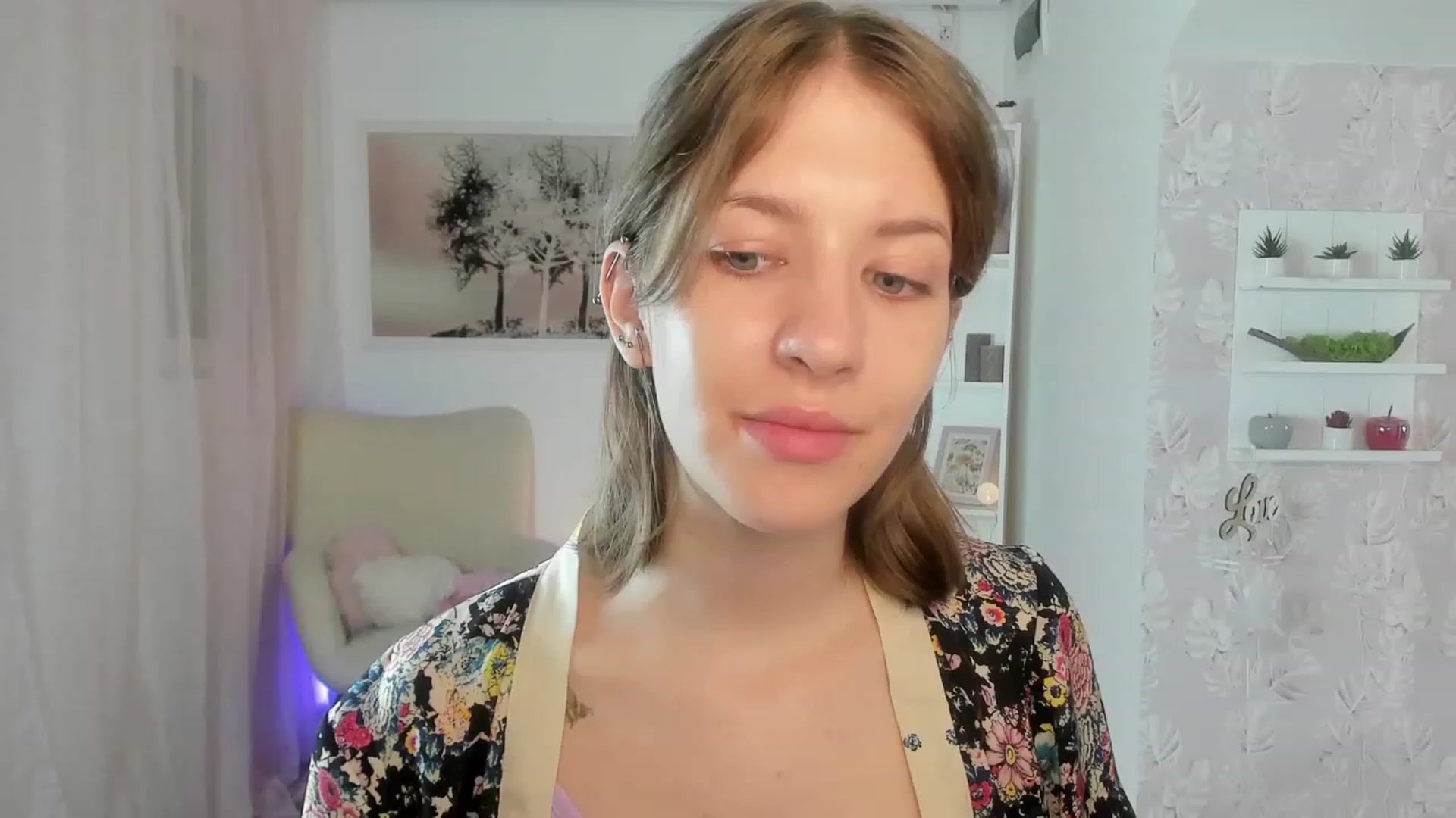 Gallery image thumbnail from Natalia_Nice's myfreecams stream on, 06/14/2023, 09:37 image 2 of 20