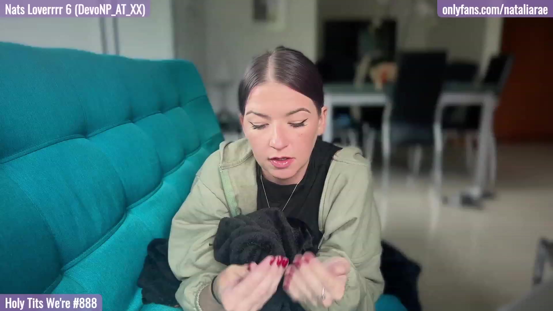 Gallery image thumbnail from Natalia_Rae's myfreecams stream on, 12/08/2022, 19:32 image 6 of 20