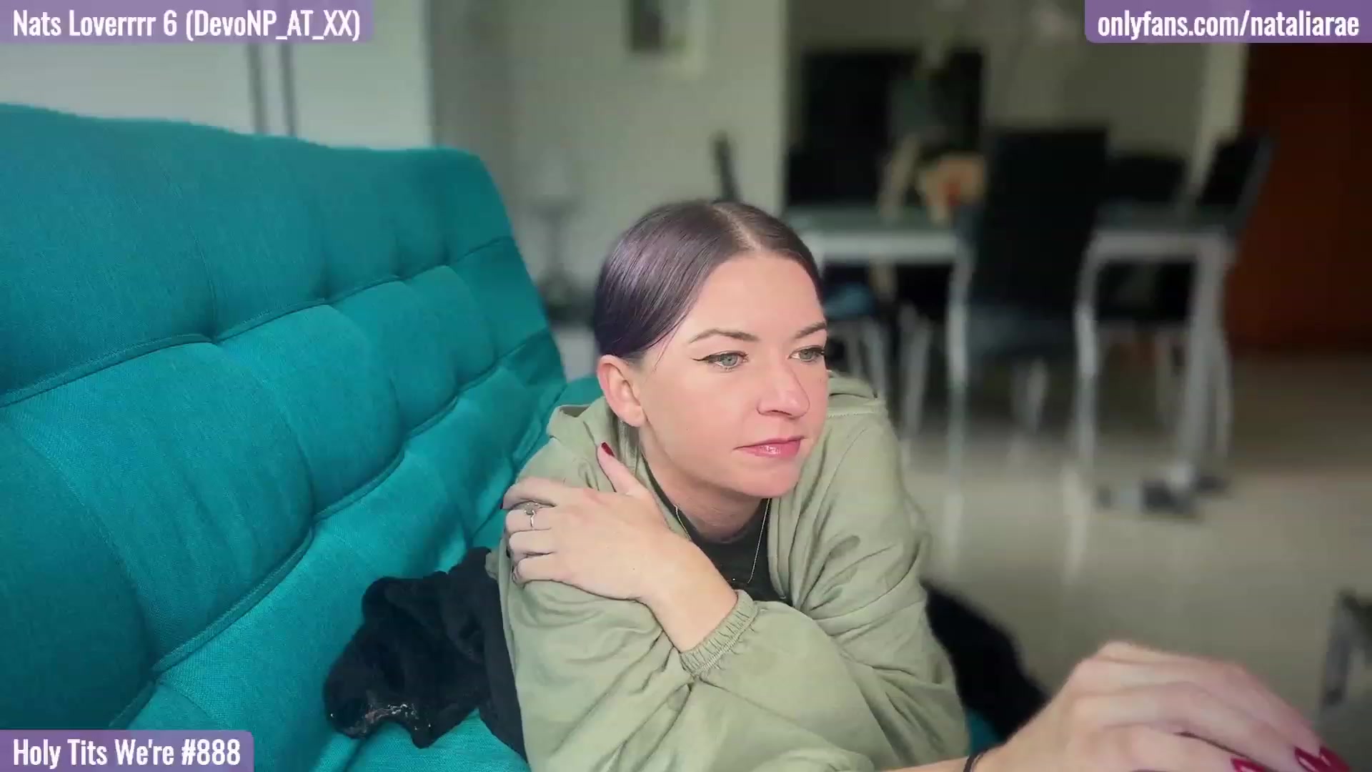 Gallery image thumbnail from Natalia_Rae's myfreecams stream on, 12/08/2022, 19:32 image 7 of 20
