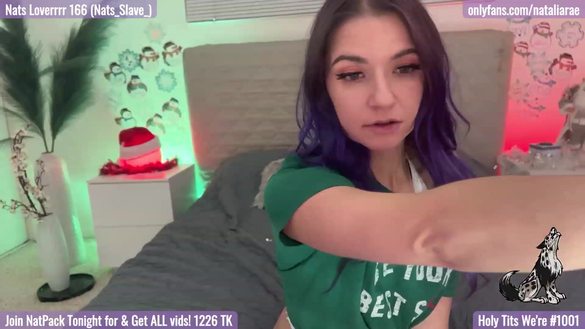 Gallery image thumbnail from Natalia_Rae's myfreecams stream on, 12/20/2022, 08:12 image 3 of 20