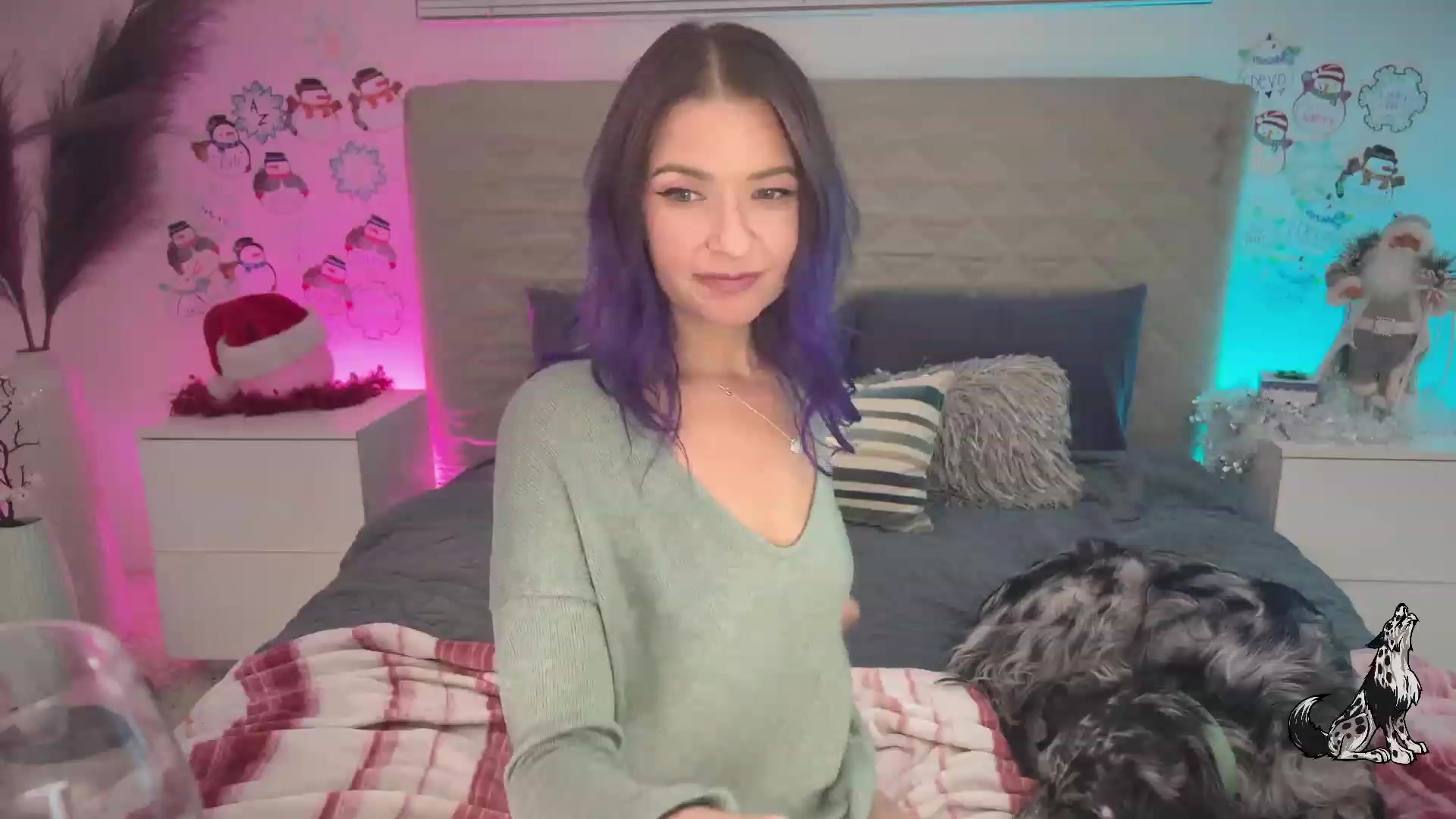 Gallery image thumbnail from Natalia_Rae's myfreecams stream on, 12/21/2022, 07:17 image 6 of 20