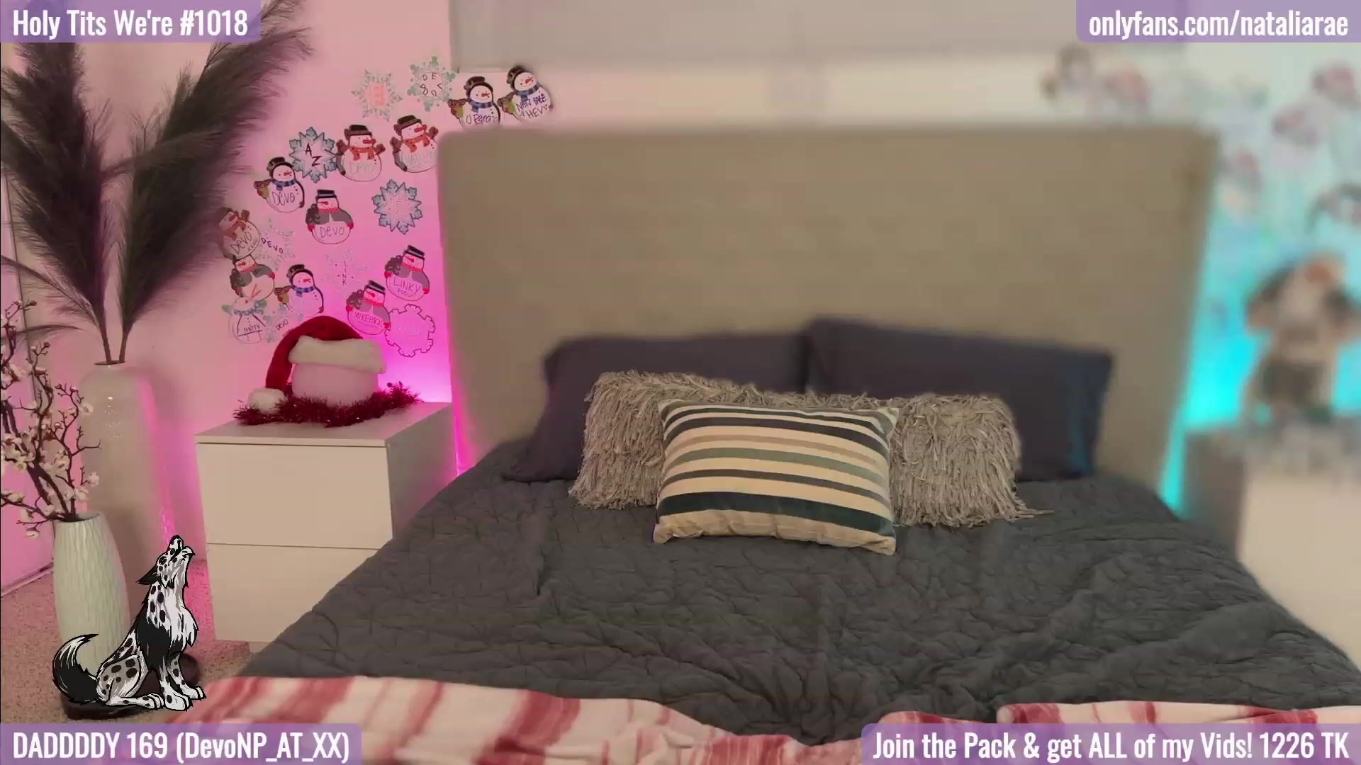 Gallery image thumbnail from Natalia_Rae's myfreecams stream on, 12/23/2022, 06:14 image 8 of 20