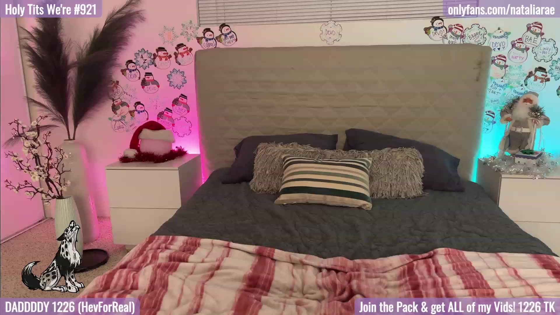 Gallery image thumbnail from Natalia_Rae's myfreecams stream on, 12/23/2022, 08:35 image 18 of 20