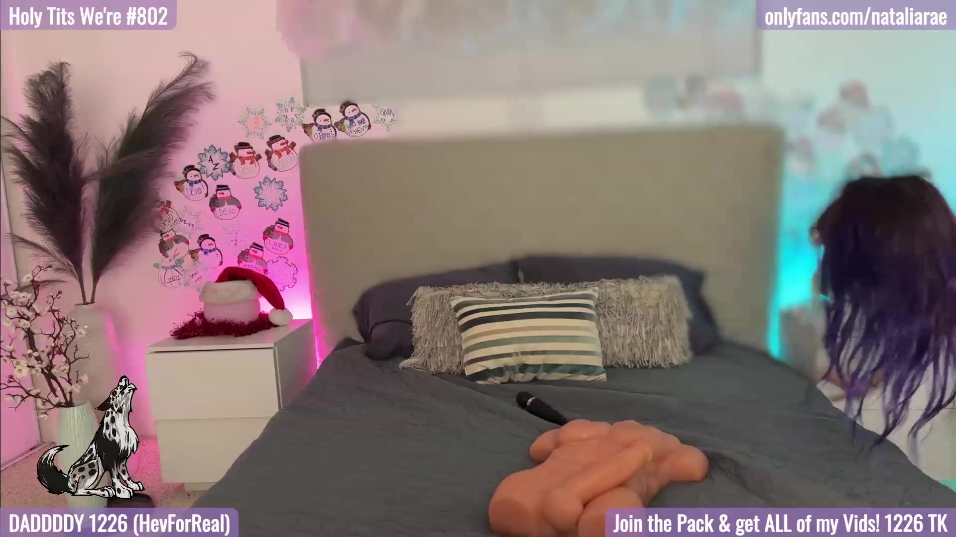 Gallery image thumbnail from Natalia_Rae's myfreecams stream on, 12/23/2022, 11:41 image 15 of 20