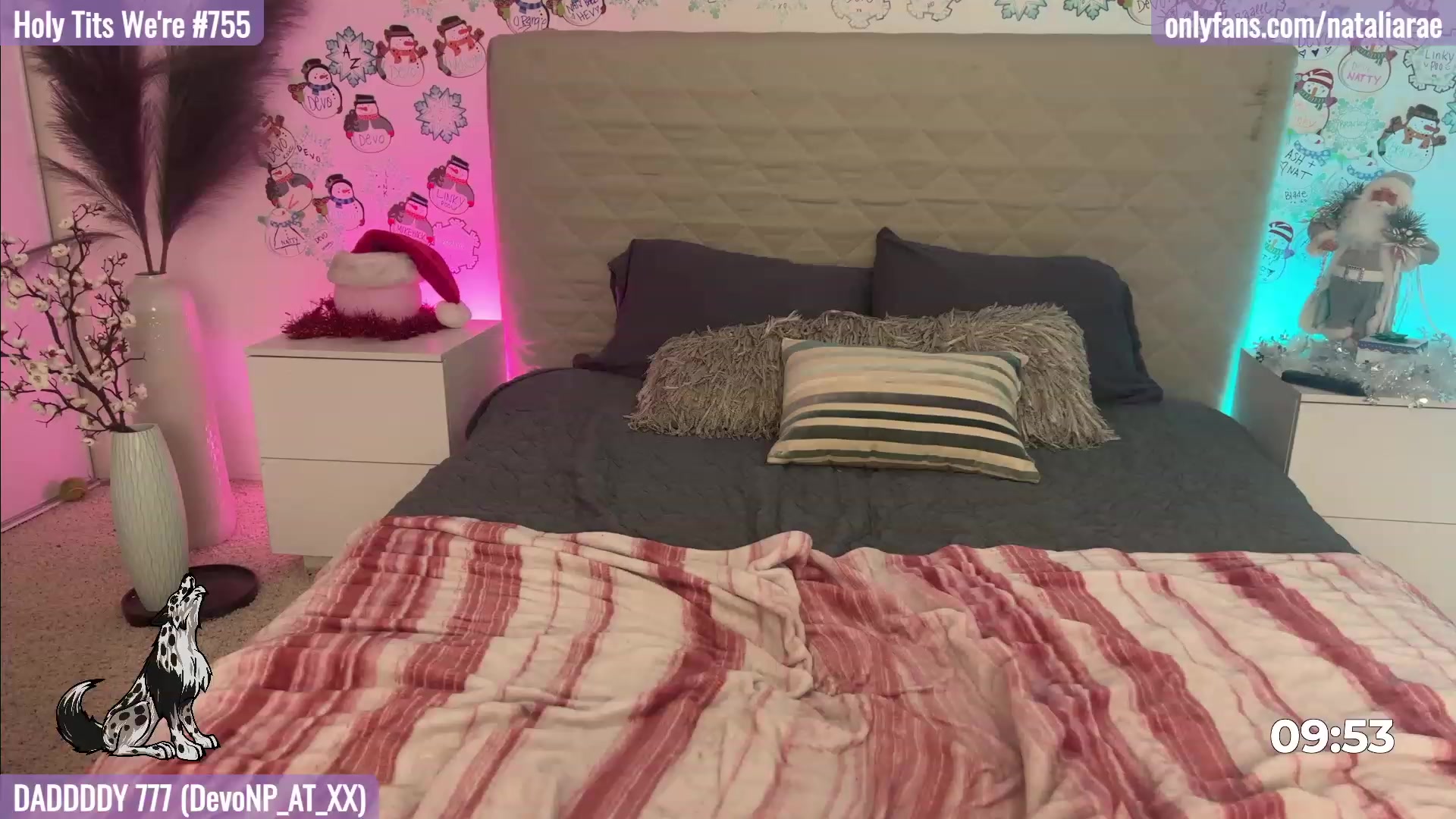 Gallery image thumbnail from Natalia_Rae's myfreecams stream on, 12/24/2022, 02:33 image 16 of 20