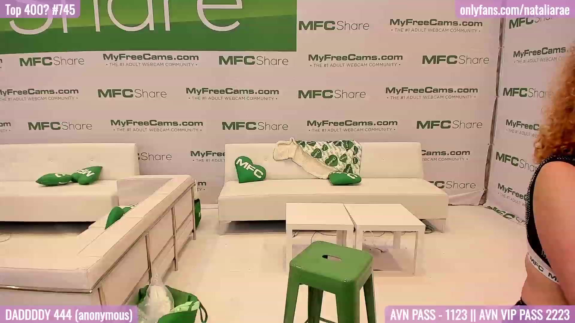 Gallery image thumbnail from Natalia_Rae's myfreecams stream on, 01/05/2023, 24:32 image 11 of 20