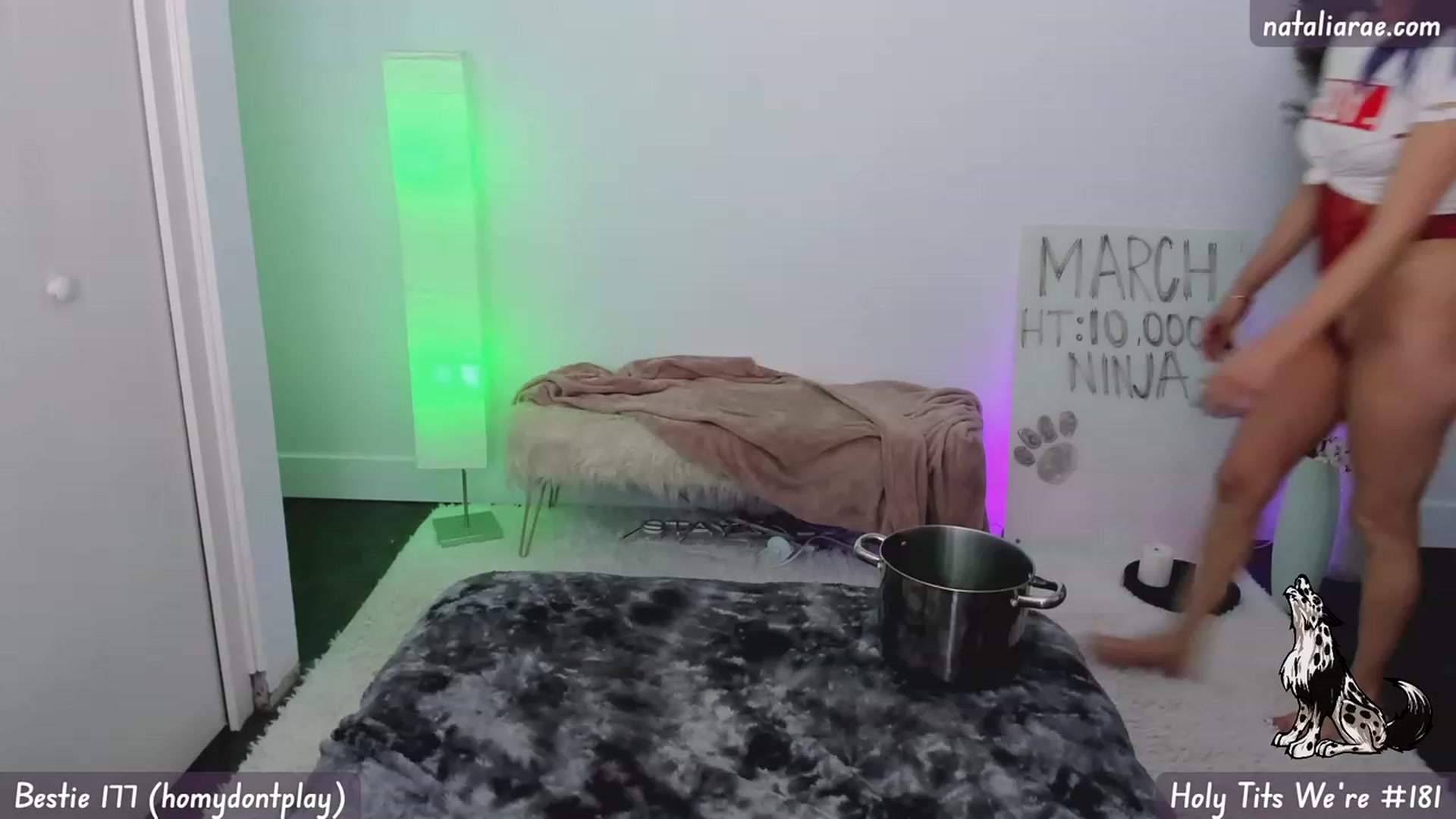 Gallery image thumbnail from Natalia_Rae's myfreecams stream on, 03/20/2023, 08:06 image 15 of 20