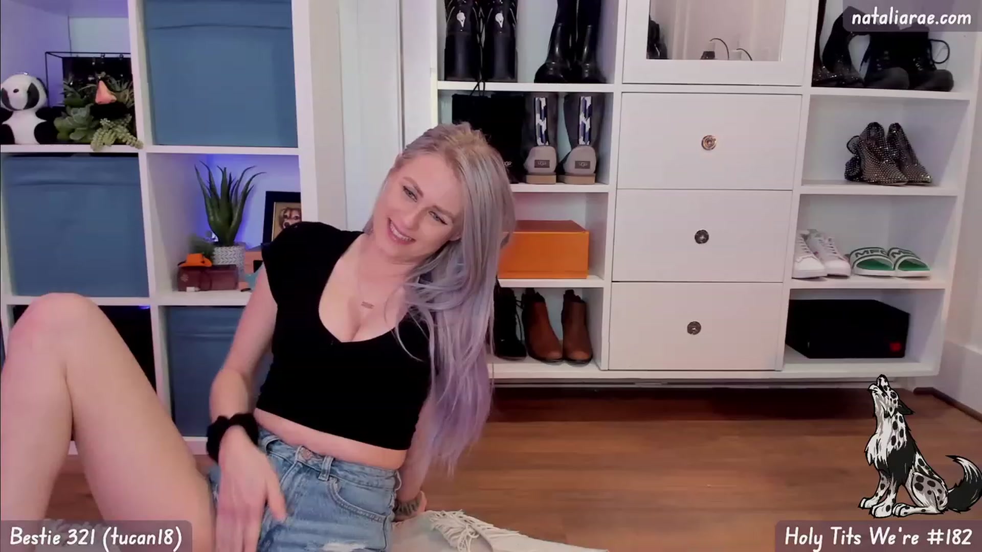 Gallery image thumbnail from Natalia_Rae's myfreecams stream on, 03/26/2023, 05:01 image 8 of 20