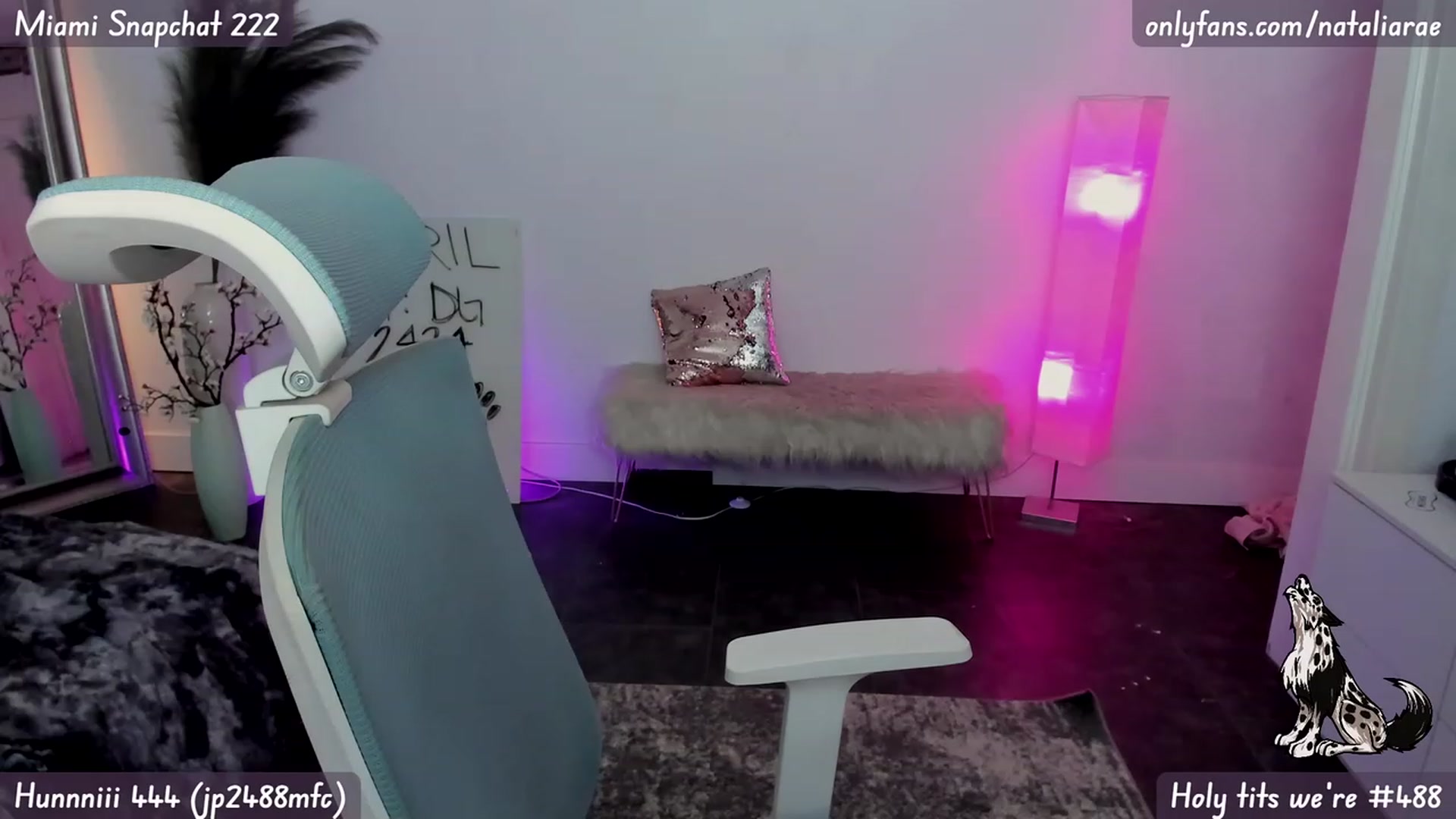 Gallery image thumbnail from Natalia_Rae's myfreecams stream on, 04/30/2023, 10:09 image 12 of 20