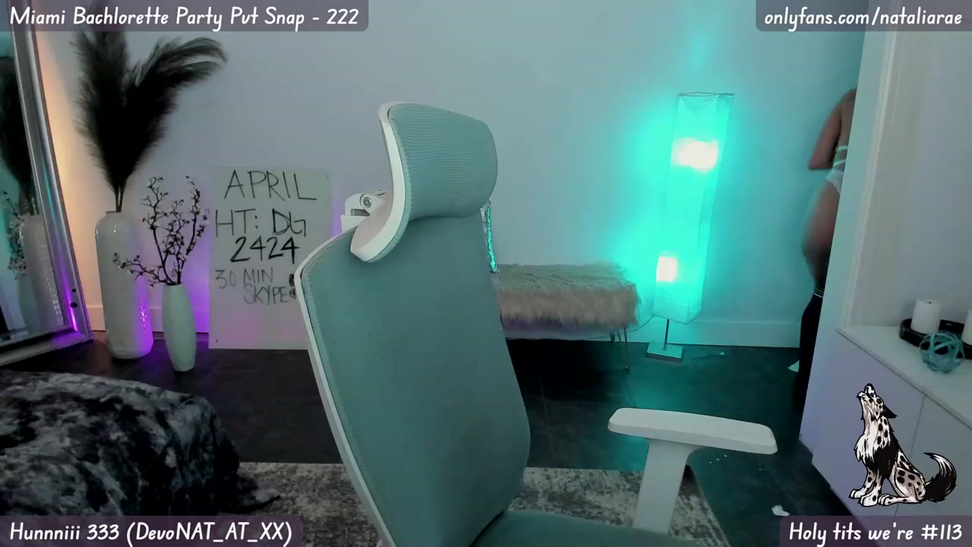 Gallery image thumbnail from Natalia_Rae's myfreecams stream on, 05/01/2023, 08:13 image 10 of 20
