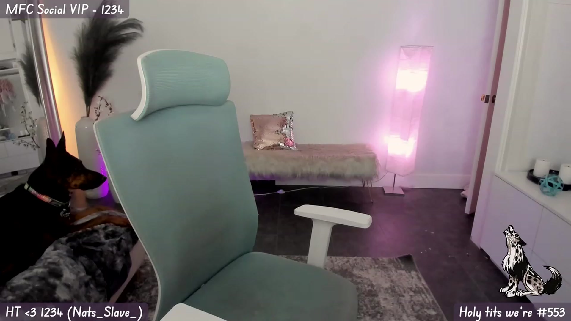 Gallery image thumbnail from Natalia_Rae's myfreecams stream on, 05/15/2023, 07:53 image 13 of 20