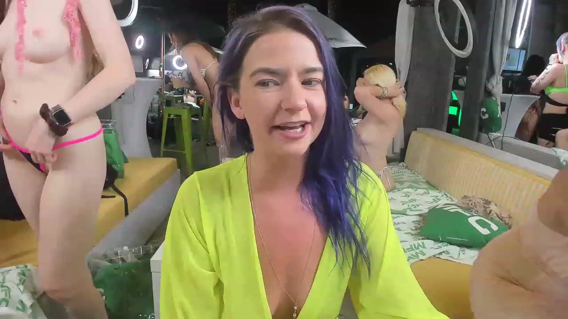 Gallery image thumbnail from Natalia_Rae's myfreecams stream on, 05/24/2023, 03:49 image 19 of 20
