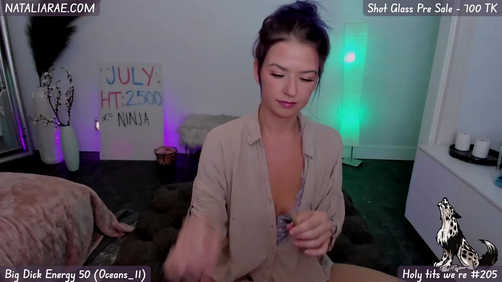 Gallery image thumbnail from Natalia_Rae's myfreecams stream on, 07/13/2023, 06:13 image 4 of 20