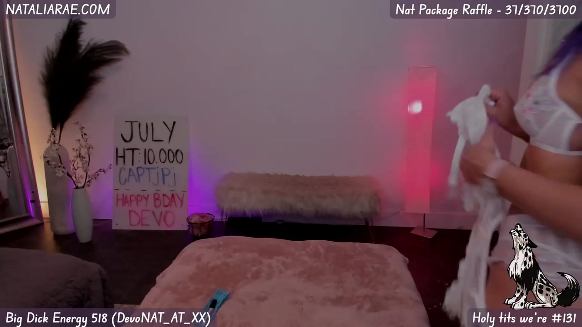 Gallery image thumbnail from Natalia_Rae's myfreecams stream on, 07/17/2023, 08:54 image 13 of 20