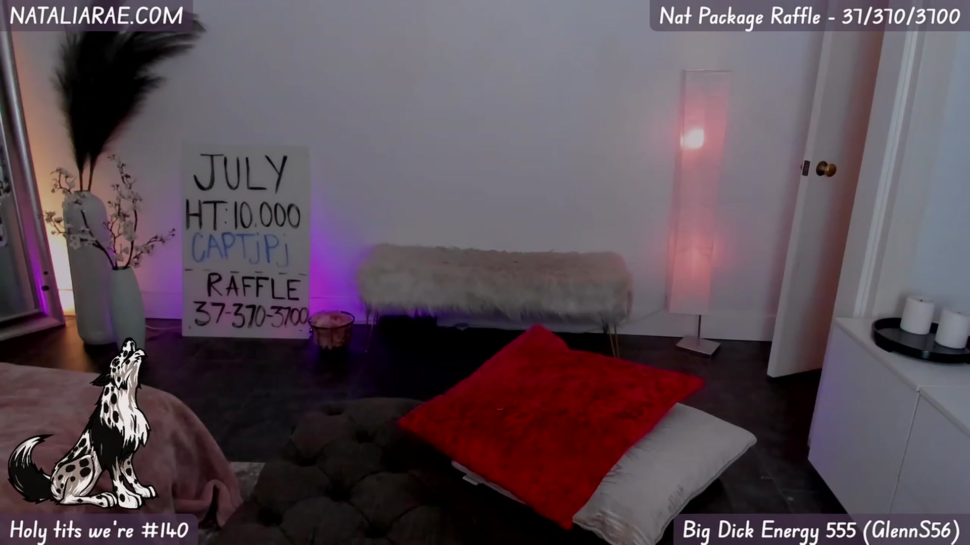 Gallery image thumbnail from Natalia_Rae's myfreecams stream on, 07/22/2023, 08:04 image 17 of 20