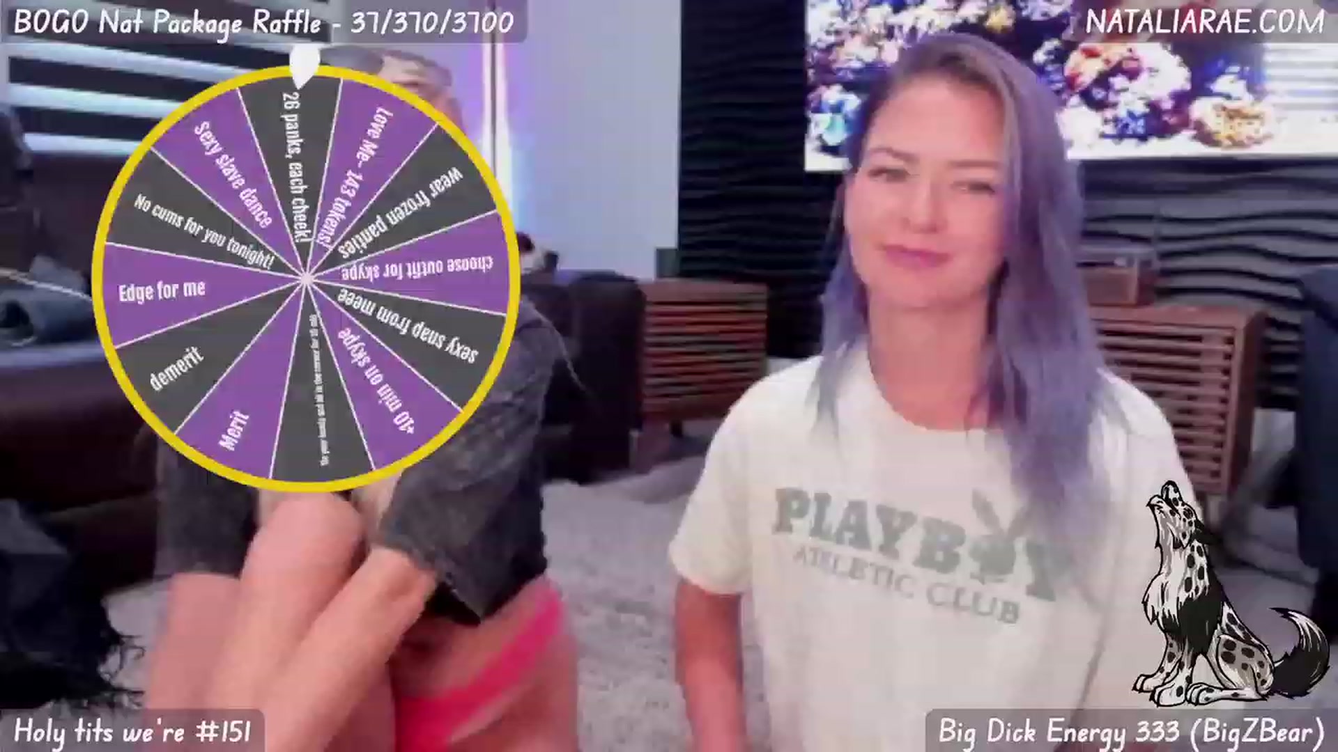 Gallery image thumbnail from Natalia_Rae's myfreecams stream on, 07/31/2023, 24:23 image 18 of 20