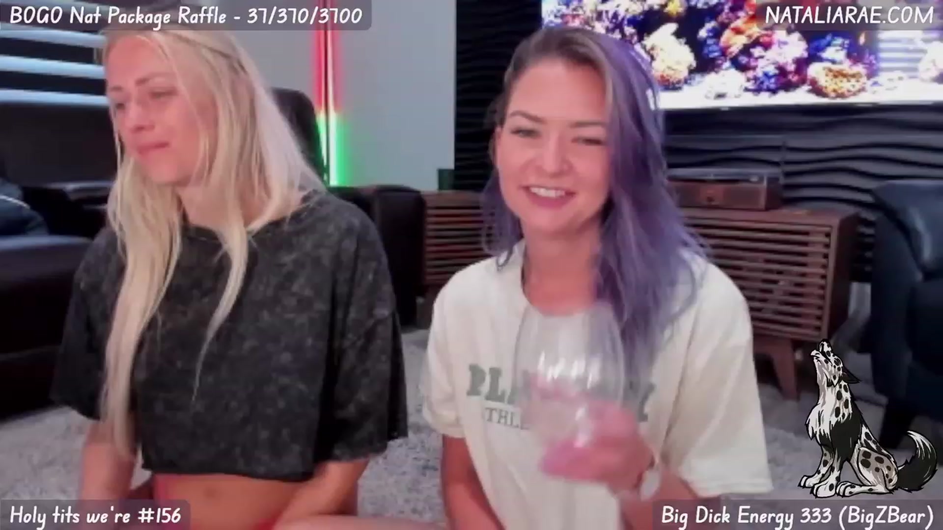 Gallery image thumbnail from Natalia_Rae's myfreecams stream on, 07/31/2023, 24:23 image 10 of 20