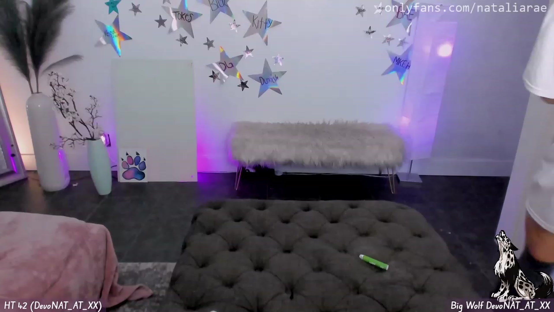Gallery image thumbnail from Natalia_Rae's myfreecams stream on, 10/06/2023, 07:25 image 1 of 20